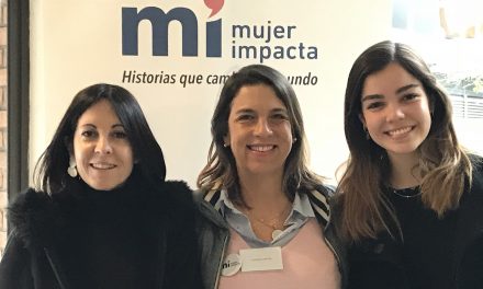 Felicitamos a Constanza del Río (gen ‘91) y Andrea Henríquez (gen’ 2015) por obtener el Premio Mujer Impacta 2018