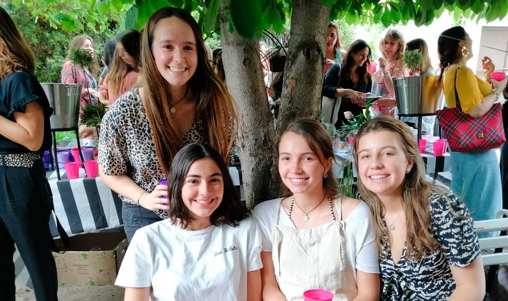 La generación 2019 tuvo su tradicional té Madre e Hija en la Casa Alma Mater