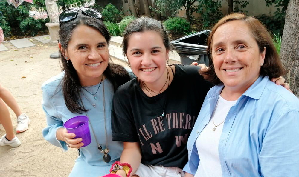 La generación 2019 tuvo su tradicional té Madre e Hija en la Casa Alma Mater